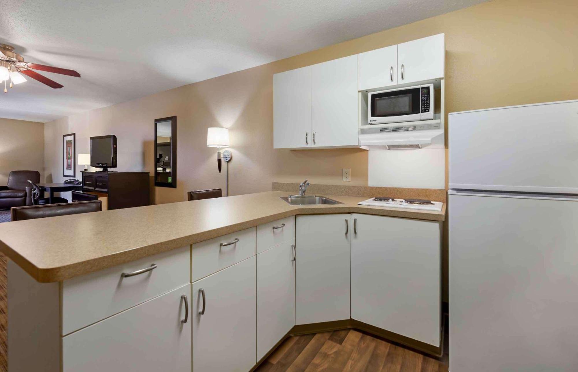 Extended Stay America Suites - Madison - Junction Court Middleton Εξωτερικό φωτογραφία