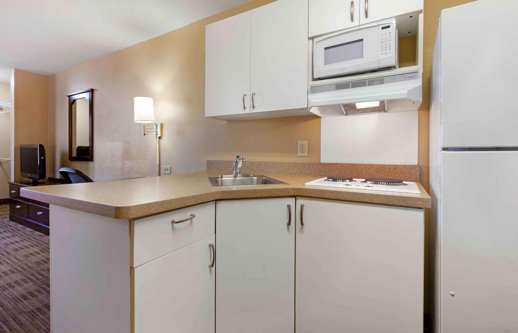 Extended Stay America Suites - Madison - Junction Court Middleton Εξωτερικό φωτογραφία