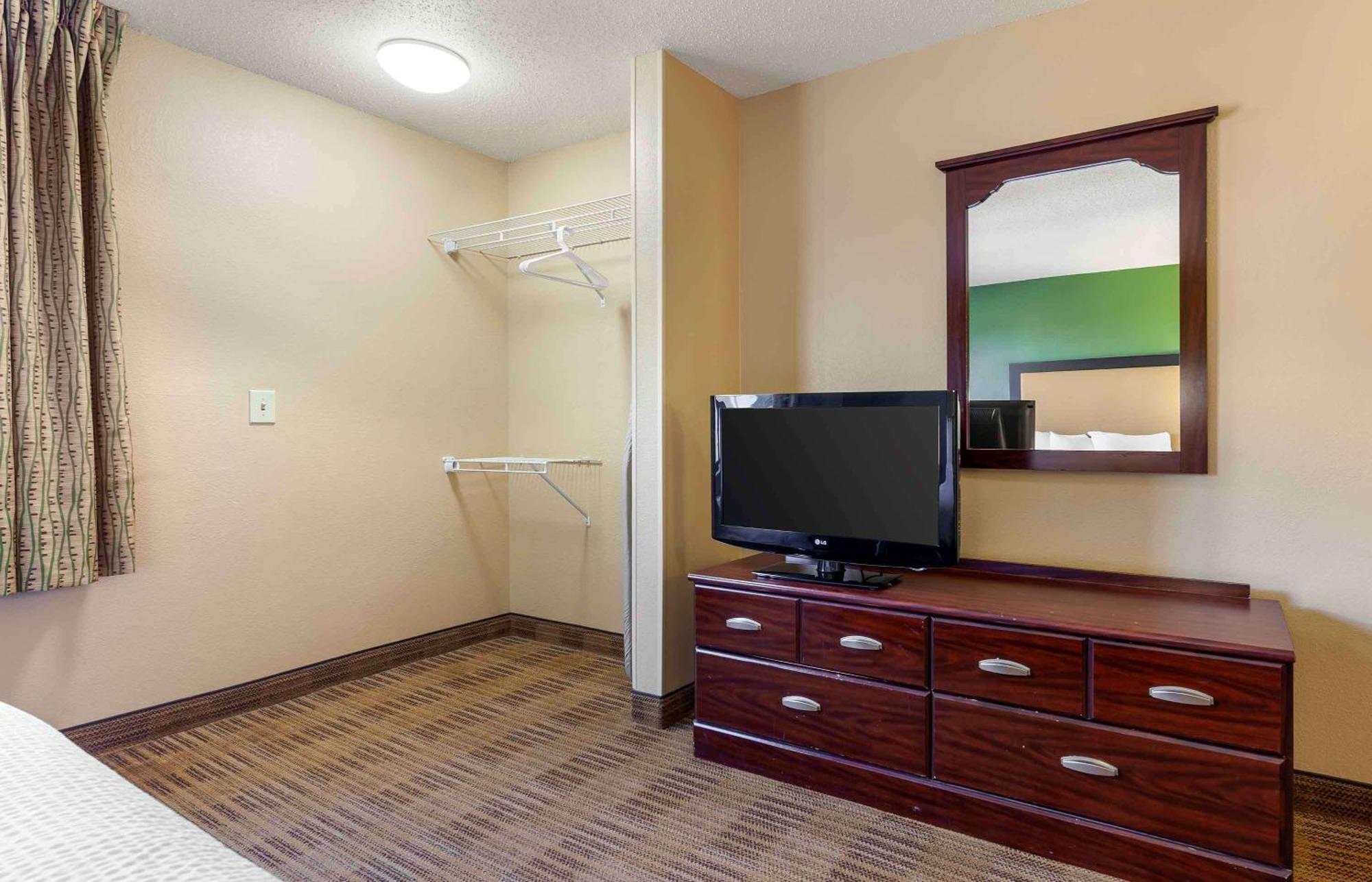 Extended Stay America Suites - Madison - Junction Court Middleton Εξωτερικό φωτογραφία