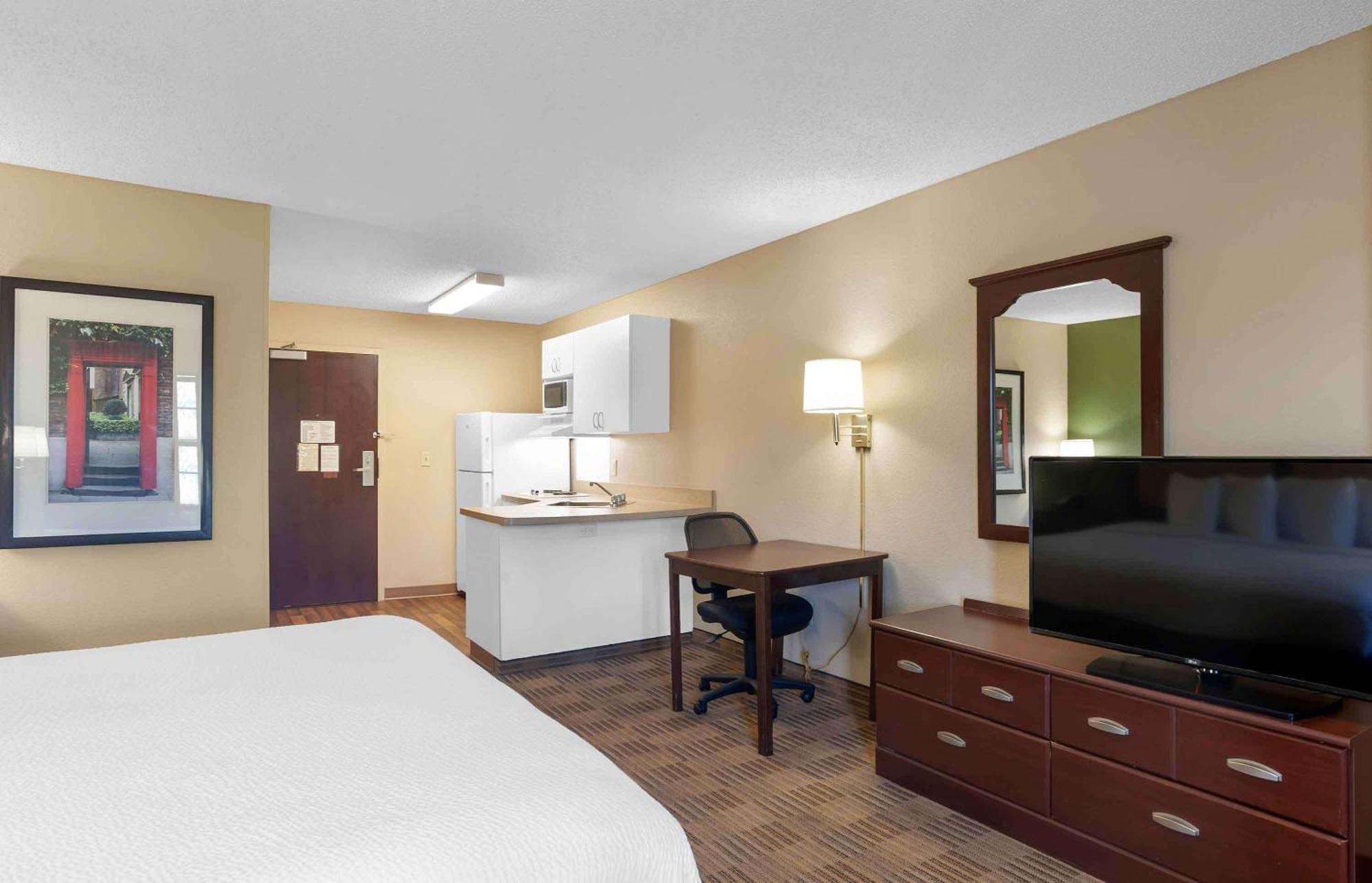 Extended Stay America Suites - Madison - Junction Court Middleton Εξωτερικό φωτογραφία