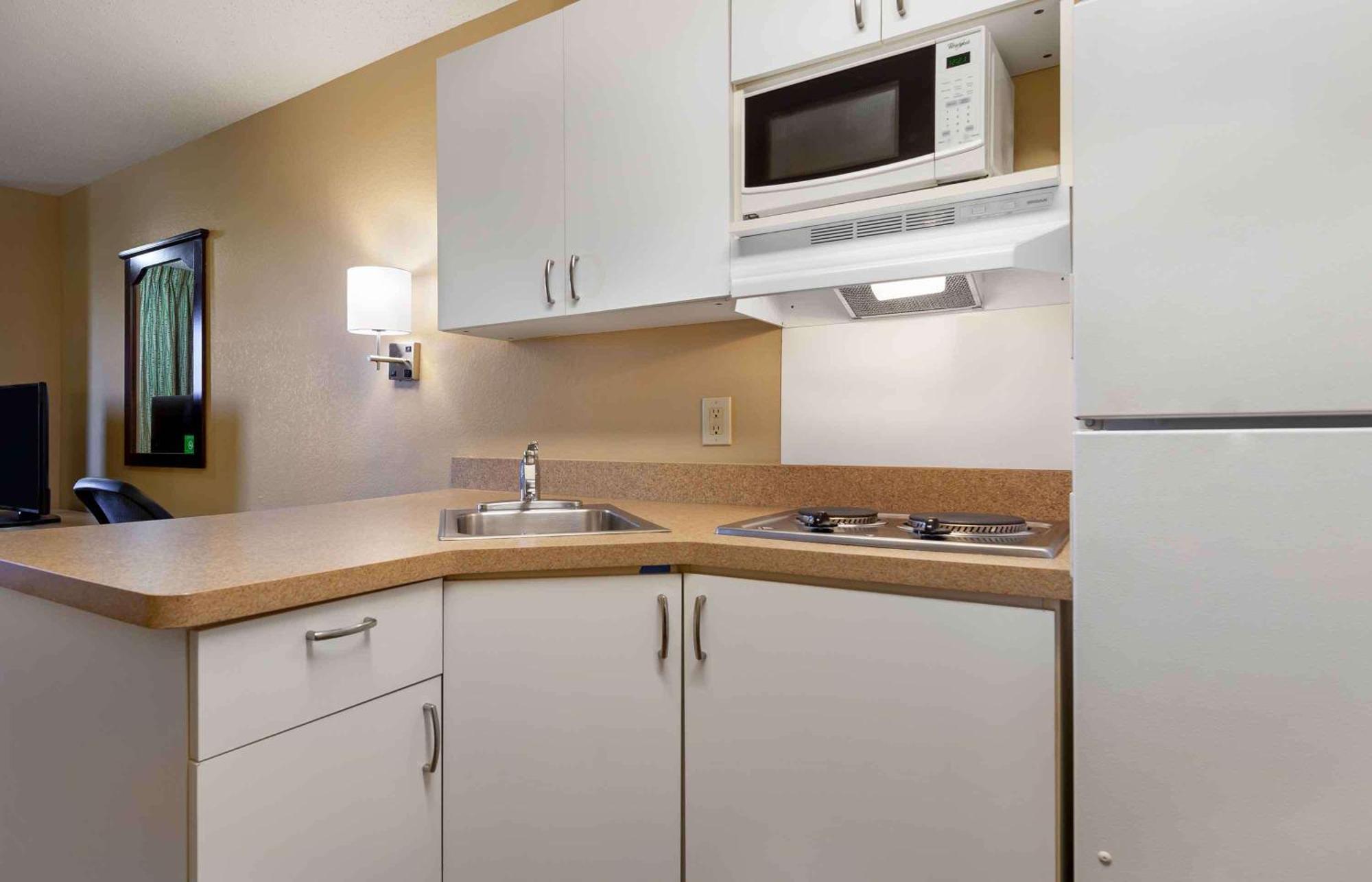 Extended Stay America Suites - Madison - Junction Court Middleton Εξωτερικό φωτογραφία