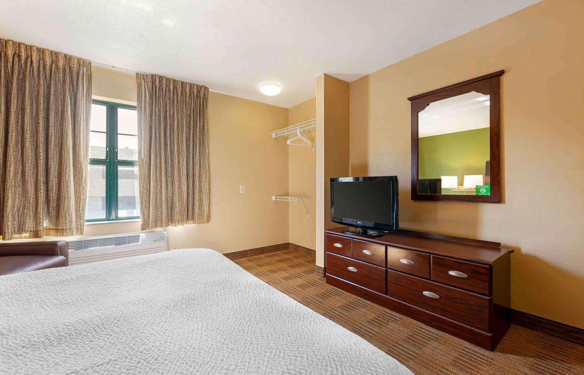 Extended Stay America Suites - Madison - Junction Court Middleton Εξωτερικό φωτογραφία