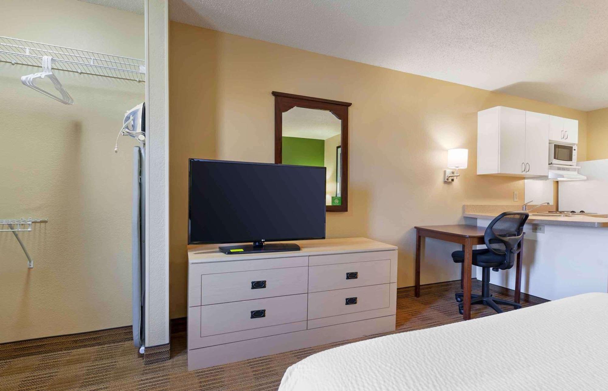 Extended Stay America Suites - Madison - Junction Court Middleton Εξωτερικό φωτογραφία