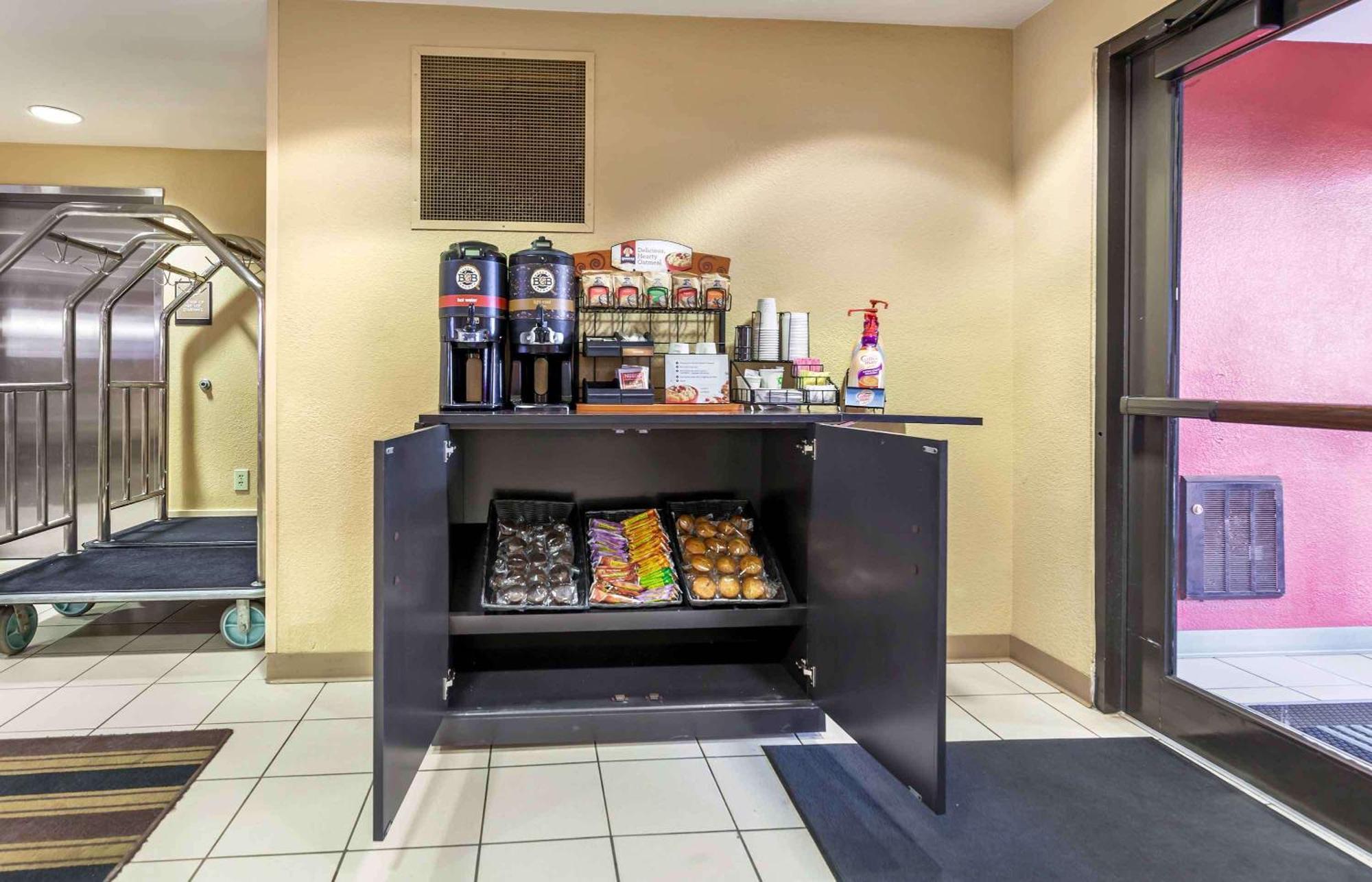 Extended Stay America Suites - Madison - Junction Court Middleton Εξωτερικό φωτογραφία